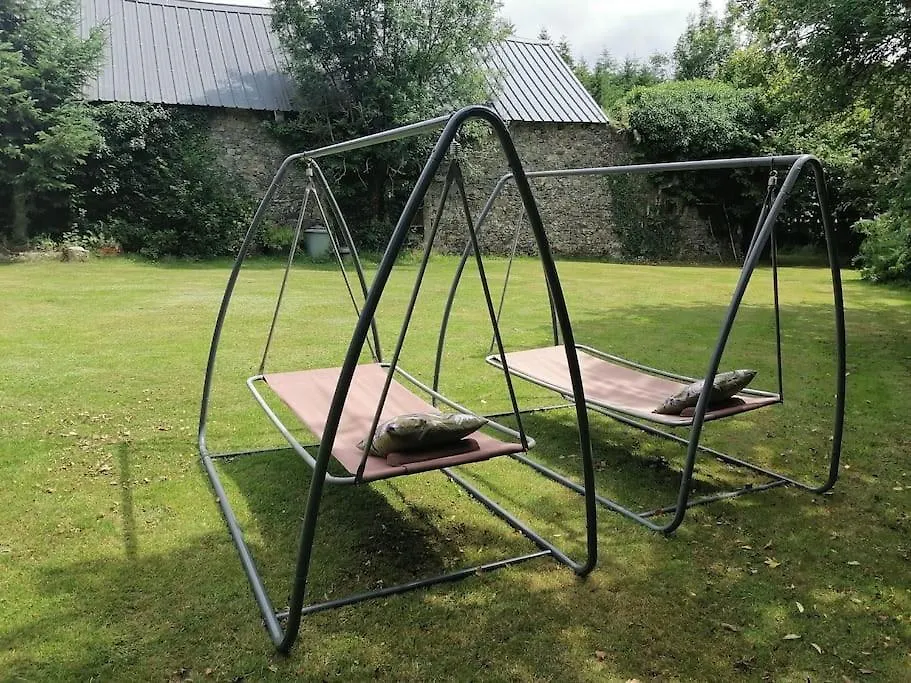 Holiday home Brittany France 2 Beds Free Wi-Fi - Parking & Garden Villa Calanhel