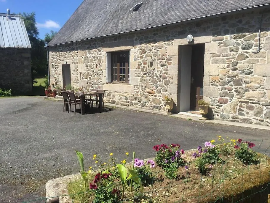 Brittany France 2 Beds Free Wi-Fi - Parking & Garden Villa Calanhel
