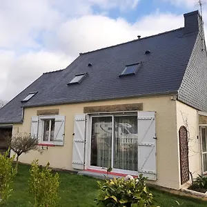  Hébergement de vacances Calanhel : charmante maison à la campagne